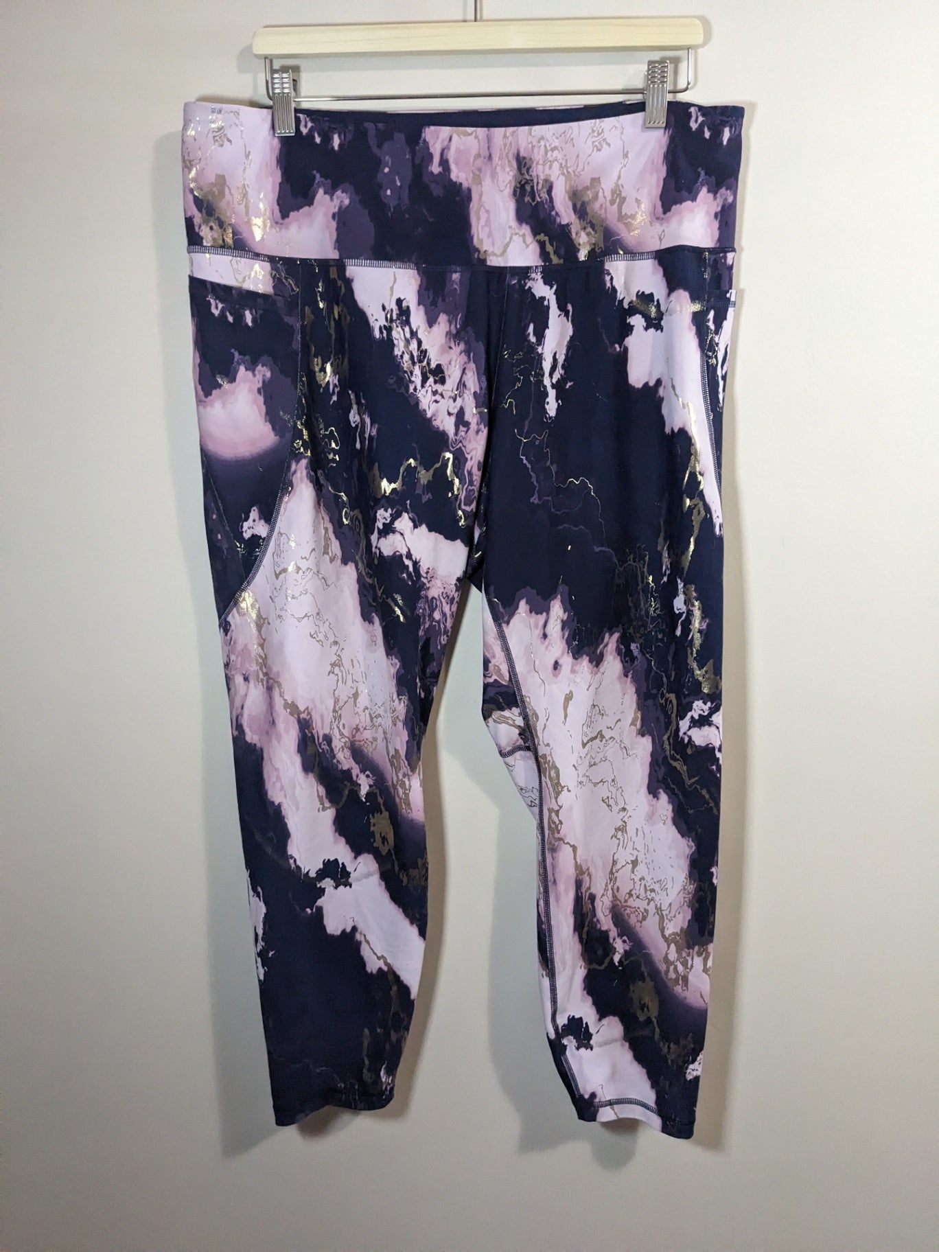 Old Navy Purple Marble Leggings - 2XL