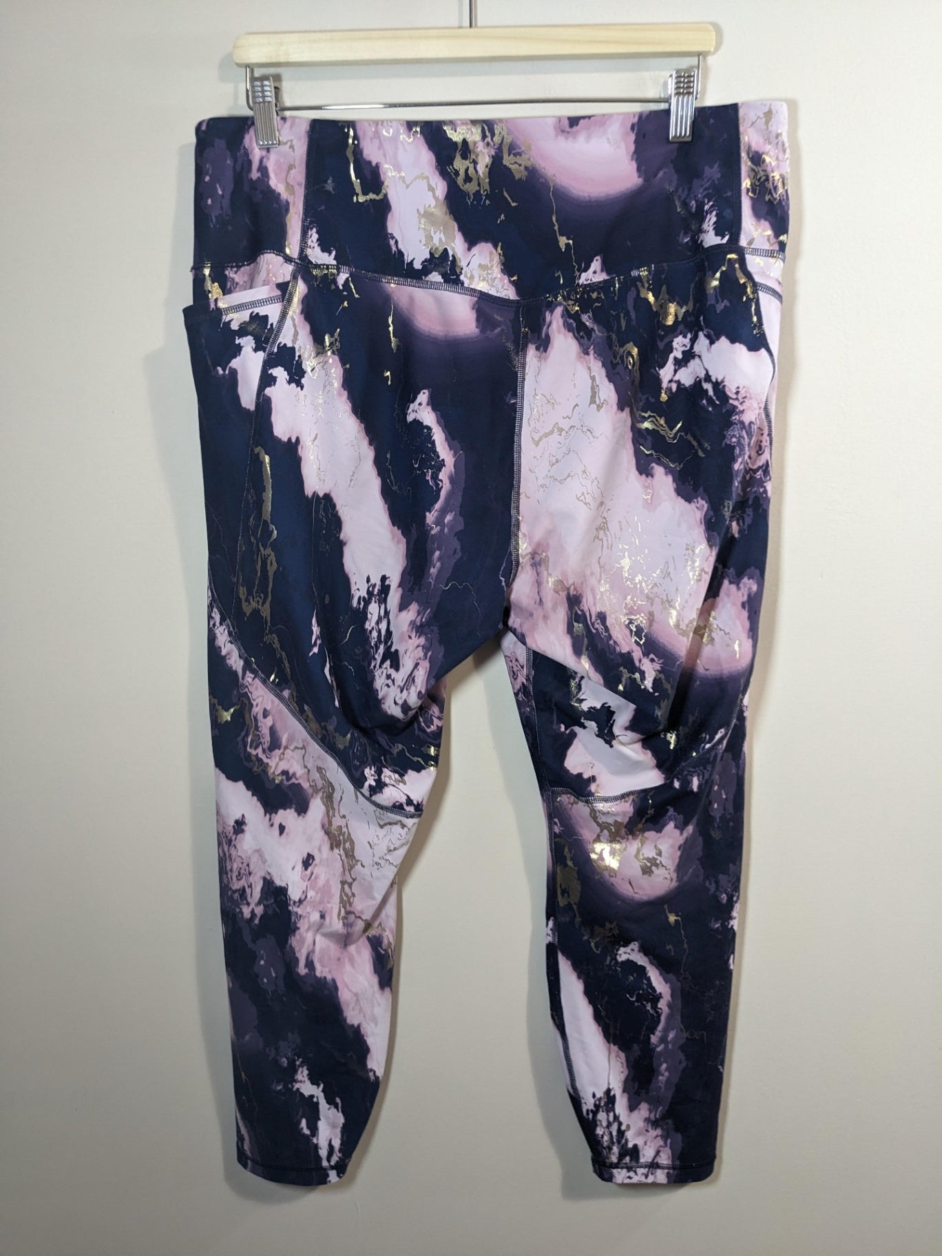 Old Navy Purple Marble Leggings - 2XL