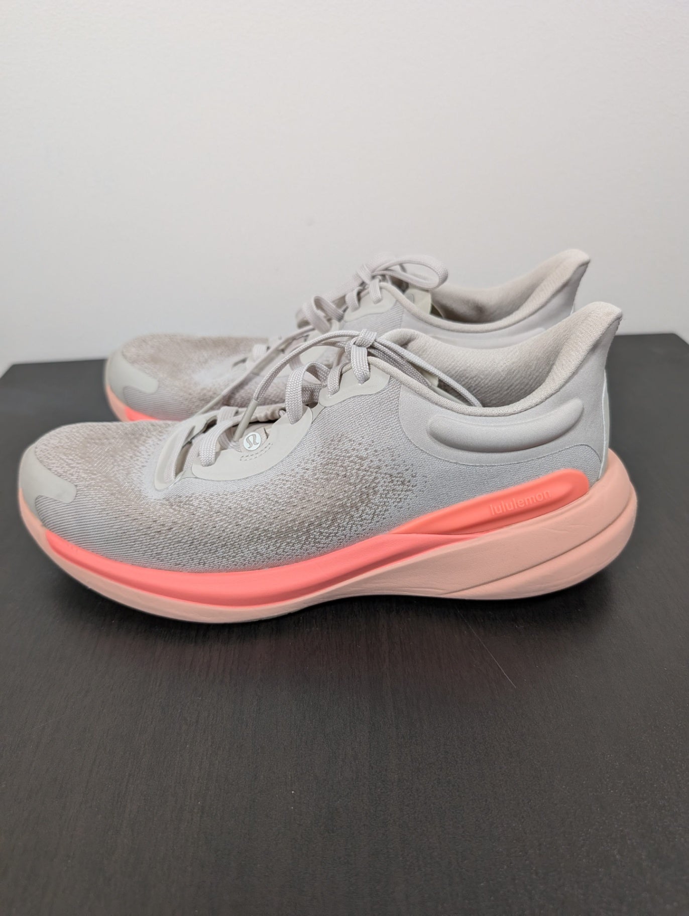 Lululemon chargefeel workout low 2 shoe - SZ 8