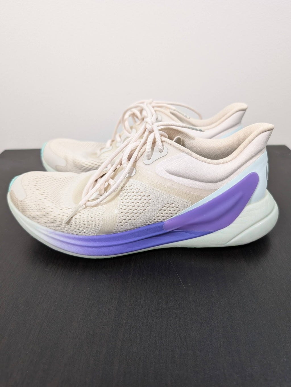 Lululemon blissfeel running shoes- SZ 8.5