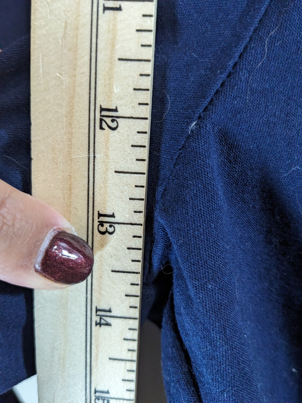 Casual Elements Navy Capris - SZ 20