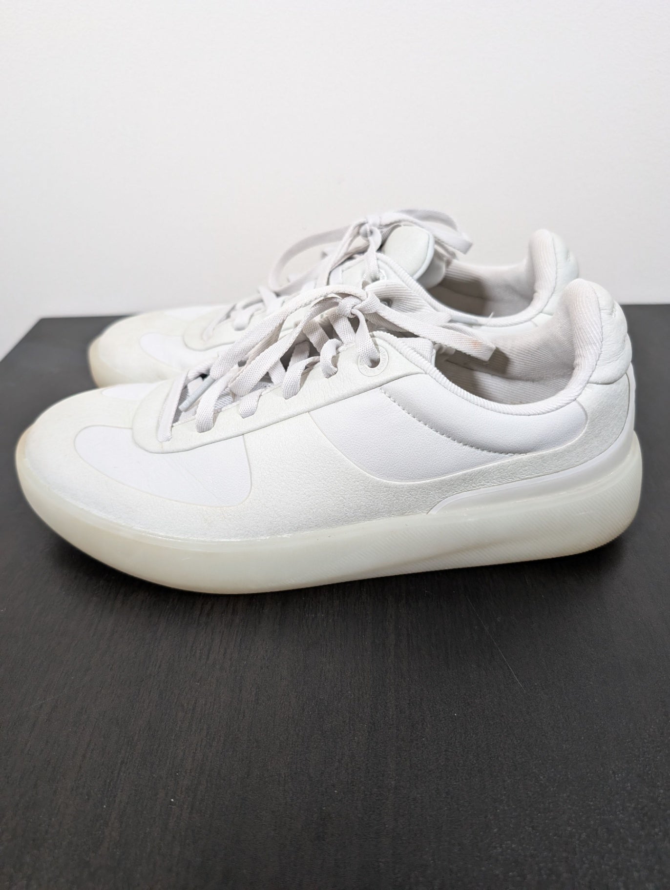 Lululemon cityverse sneakers - SZ 8.5