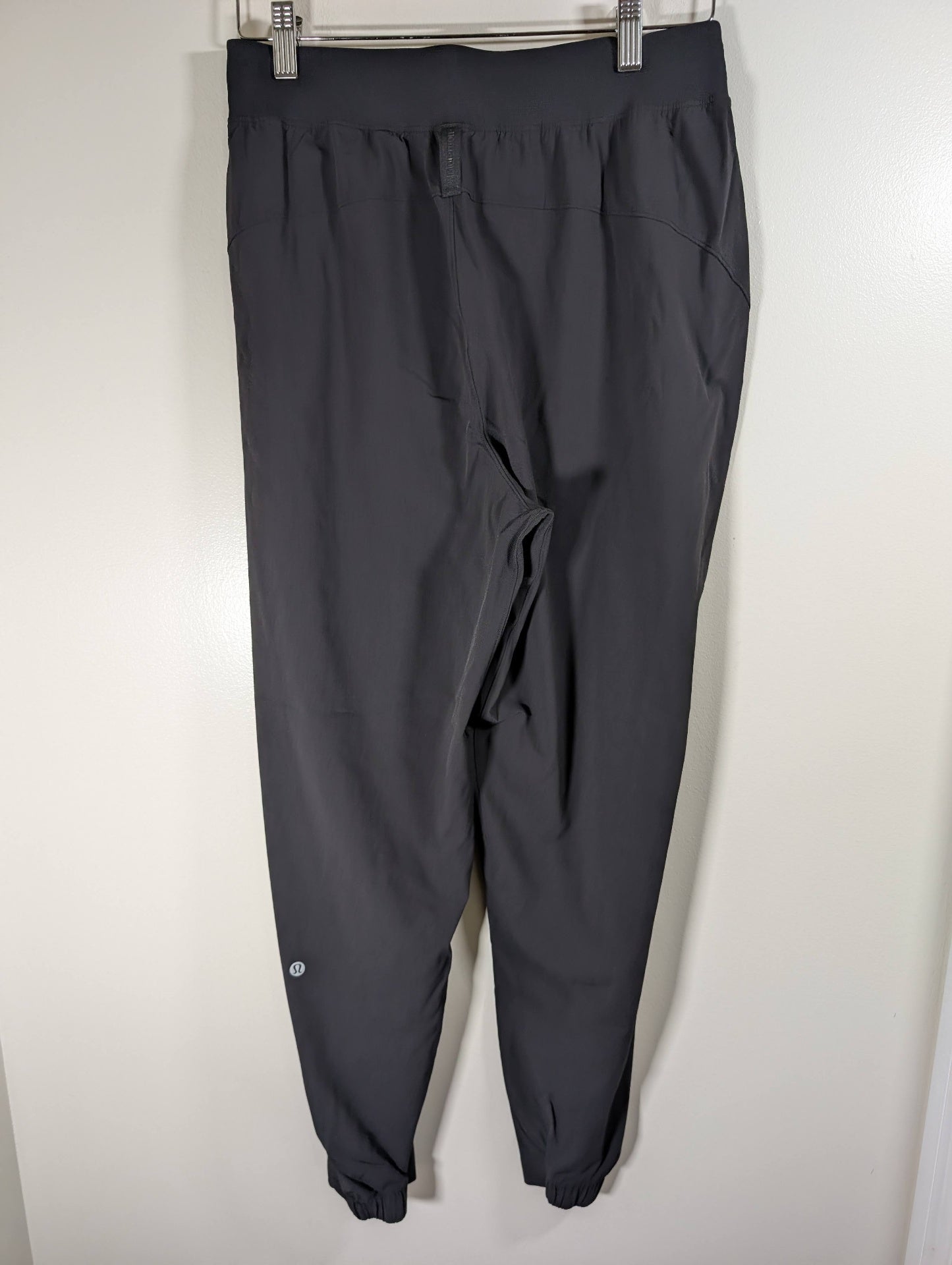 Lululemon joggers - SZ 8