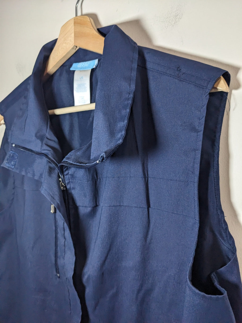 Jennifer Moore Navy Vest- L