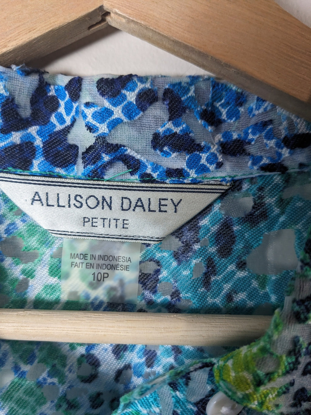 ALLISON DALEY blue & green blouse - 10P