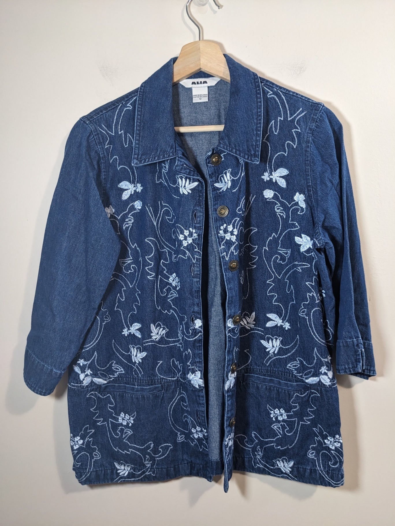 Alia embroidered denim jacket - sz 12