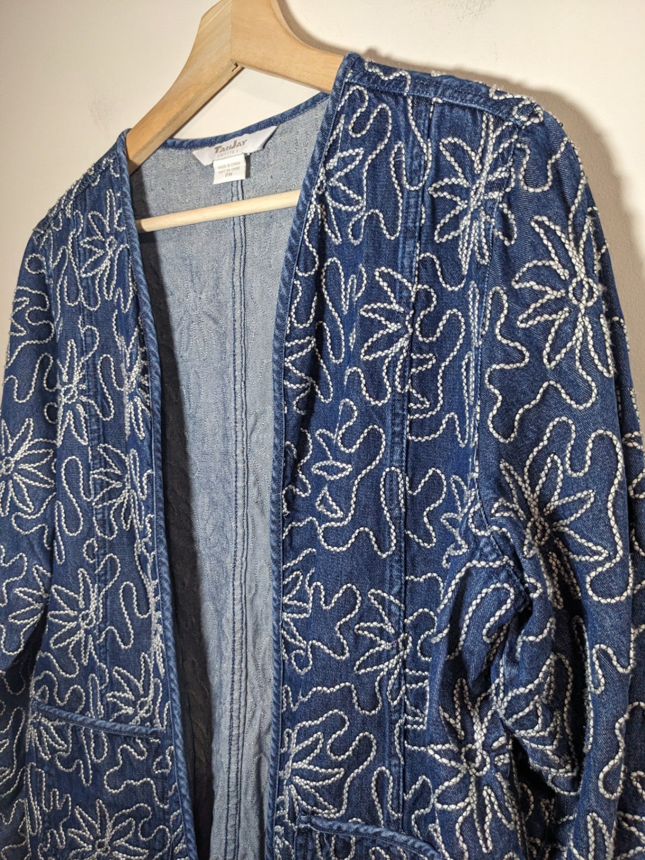 TanJay  denim embroidered jacket- M