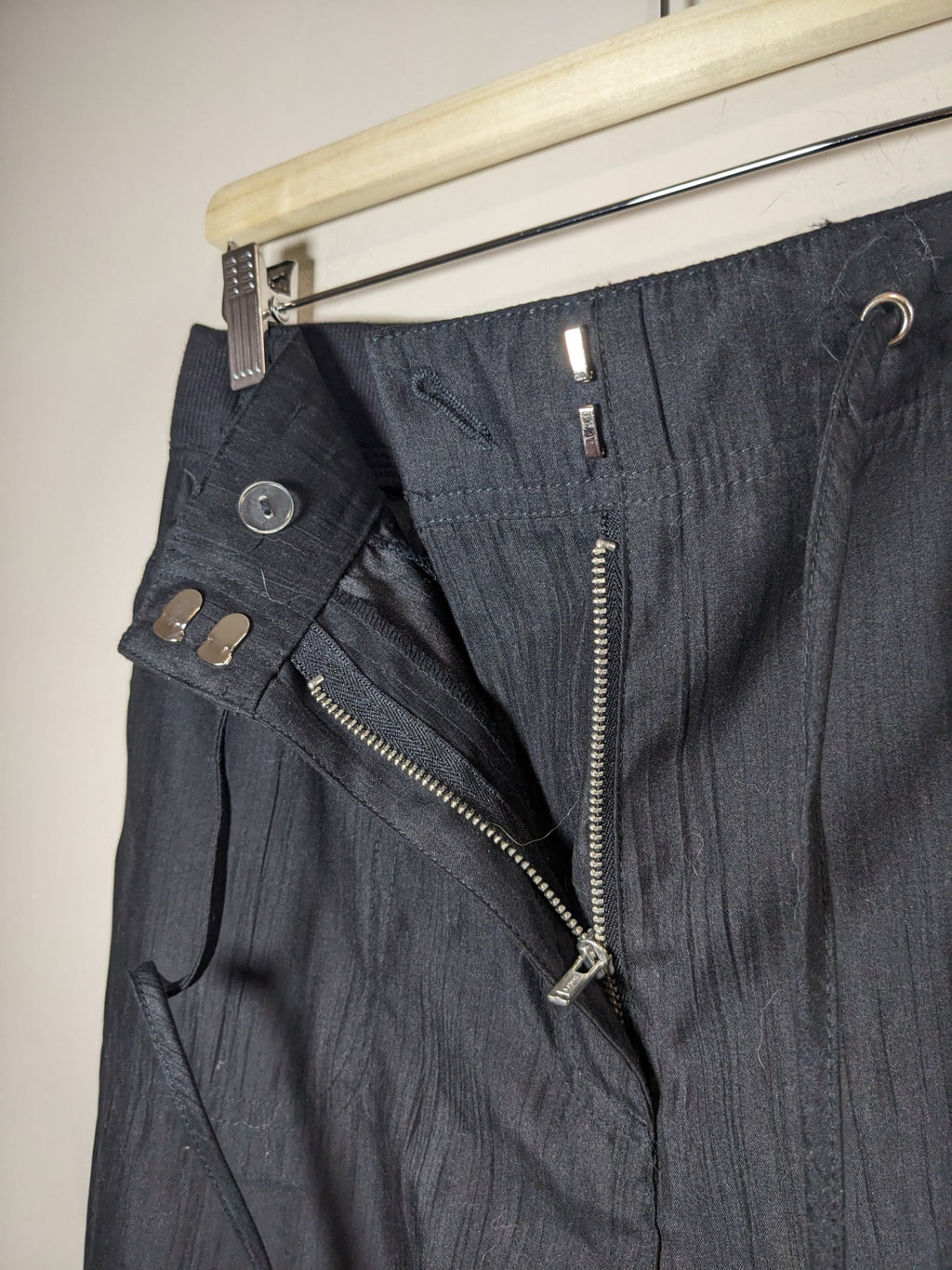 Alia Black Pants - 10