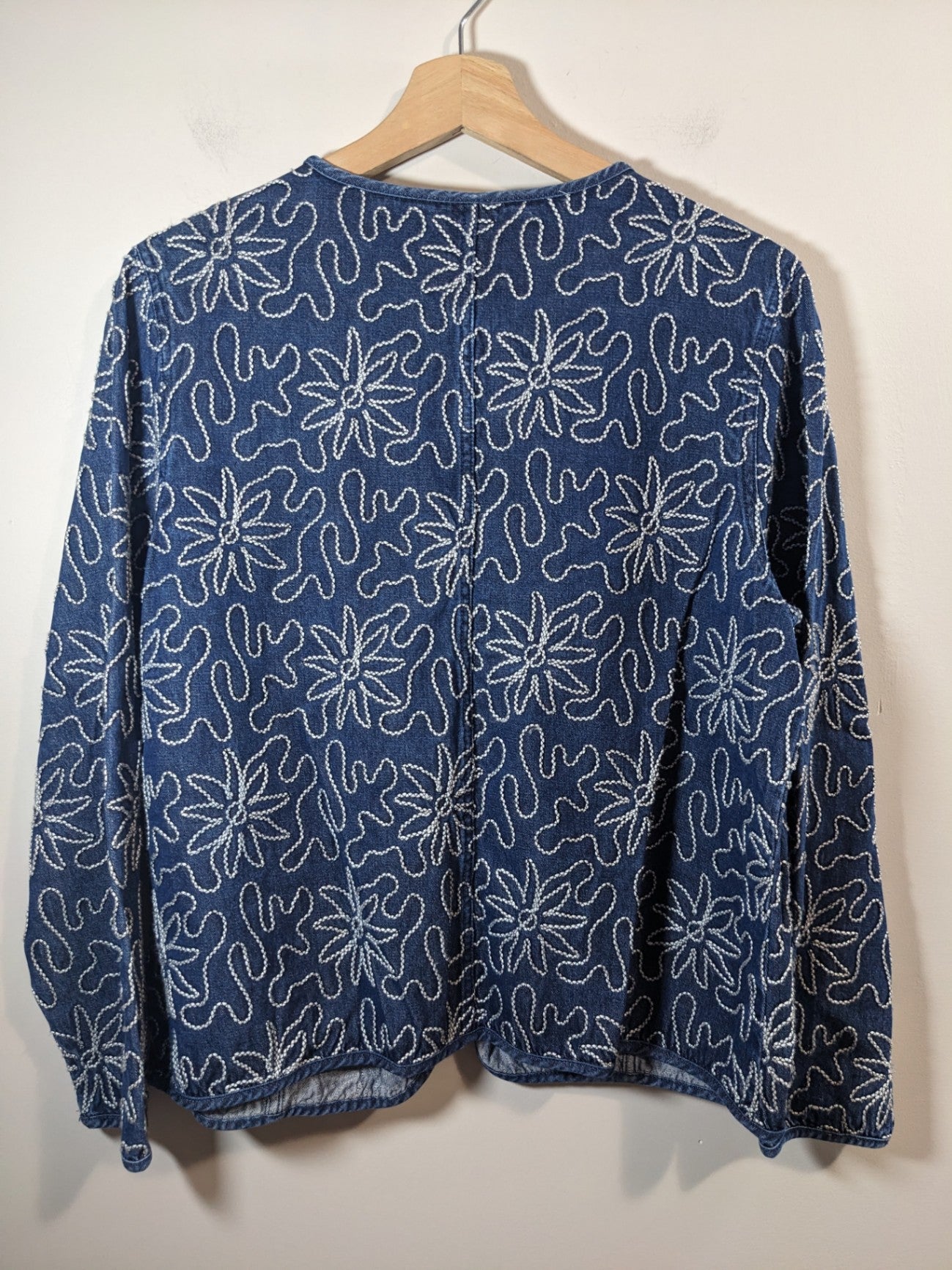 TanJay  denim embroidered jacket- M