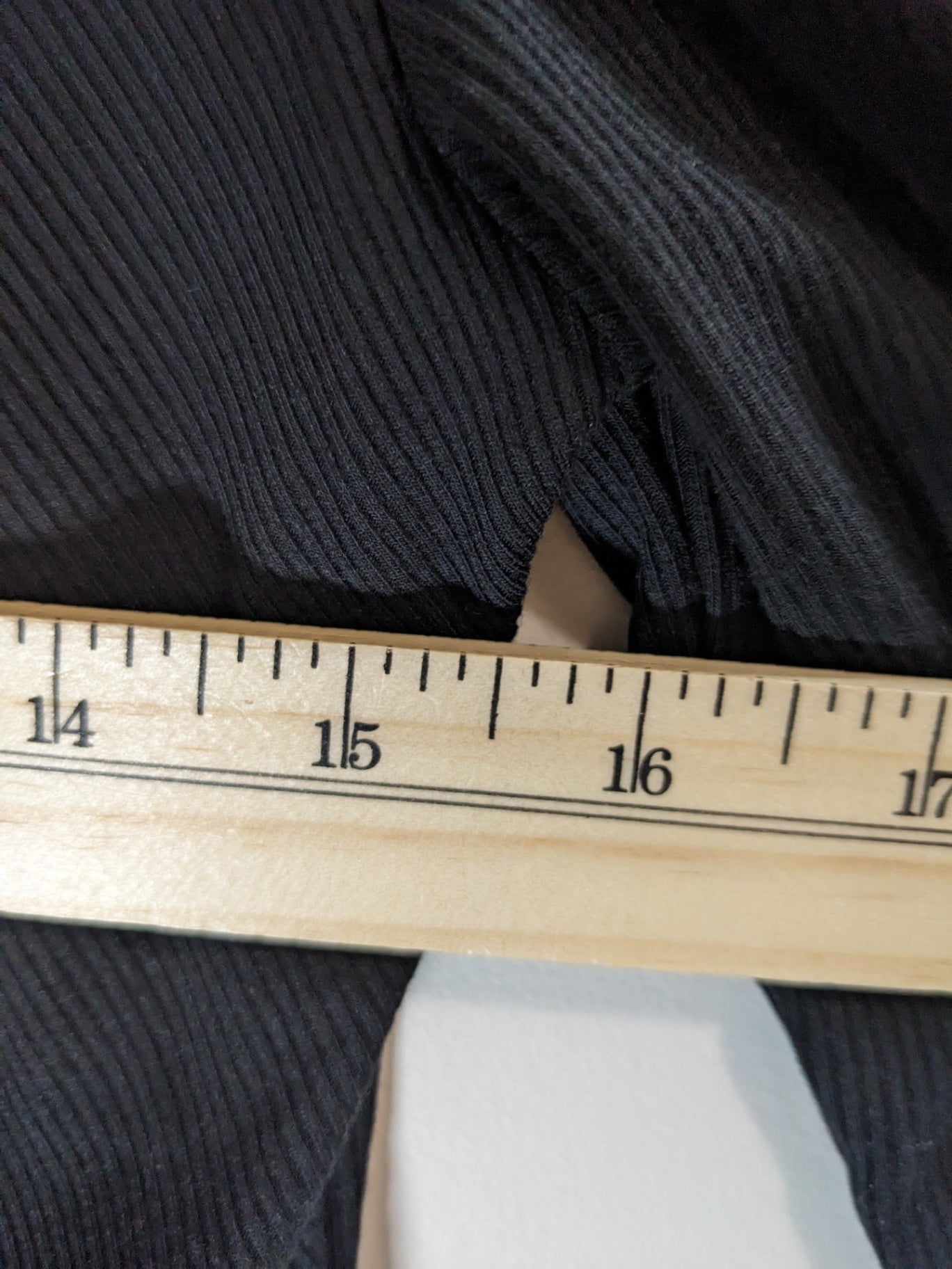 Reitmans Black Long Sleeve - M