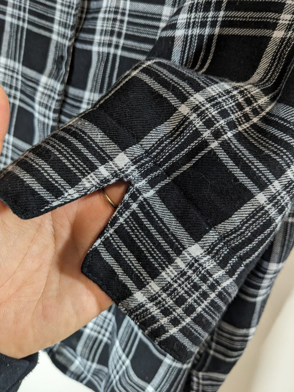 Alia black plaid shirt - 16