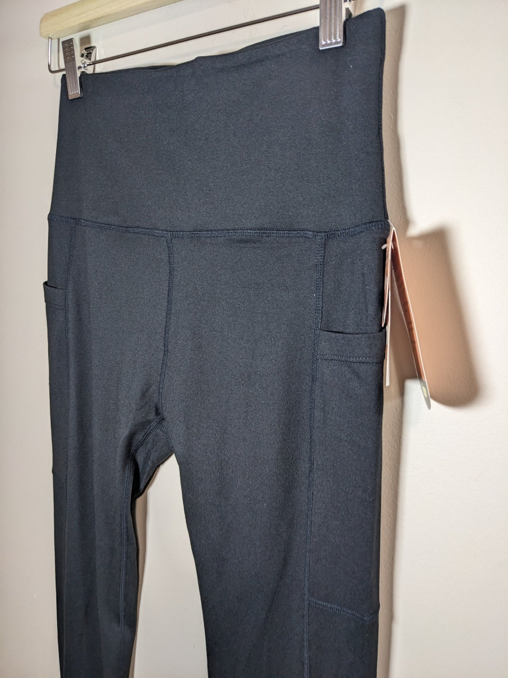 NWT Shapermint Leggings - M