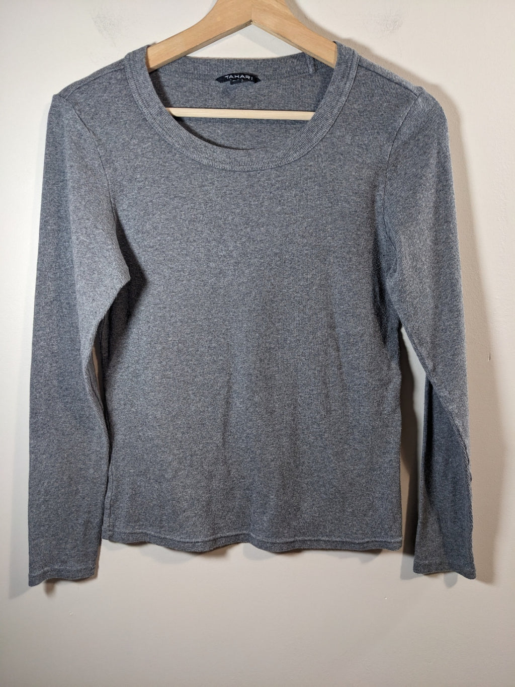 Tahari Grey Long Sleeve - M