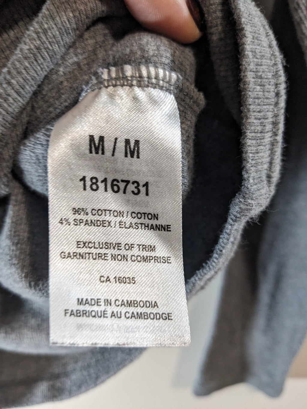 Tahari Grey Long Sleeve - M