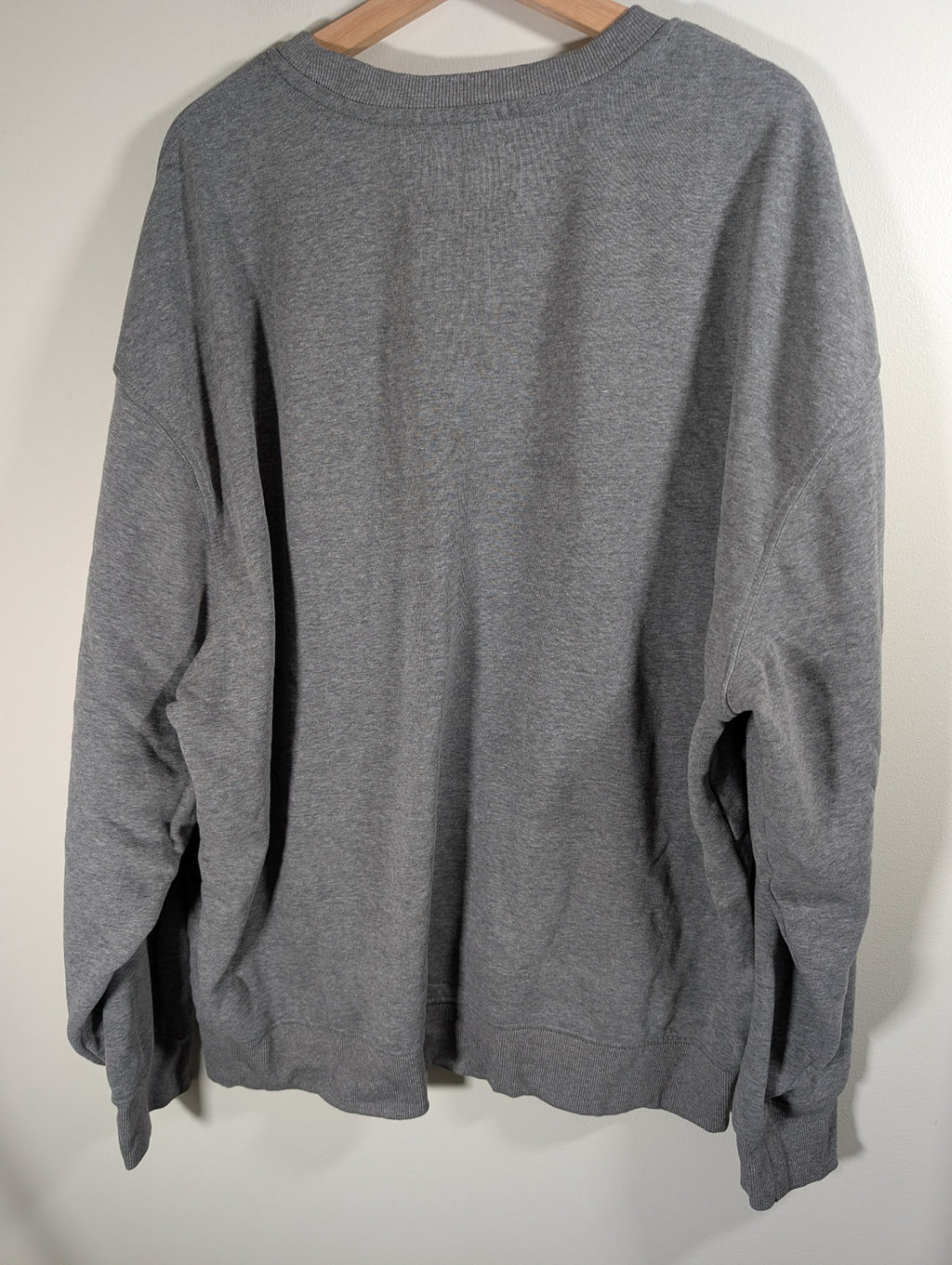 Old Navy Grinch graphic sweatershirt - 2XL