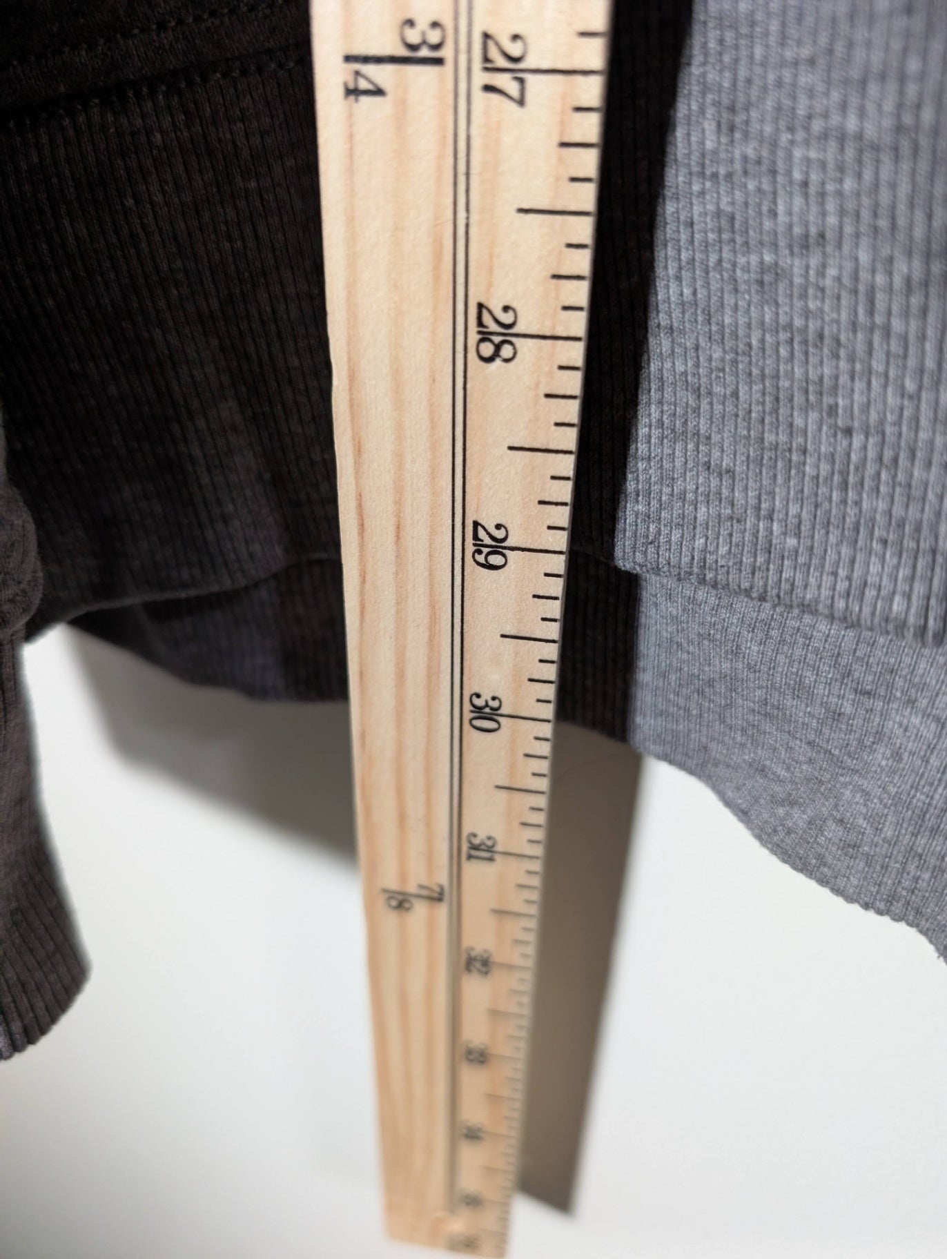 Old Navy Grinch graphic sweatershirt - 2XL