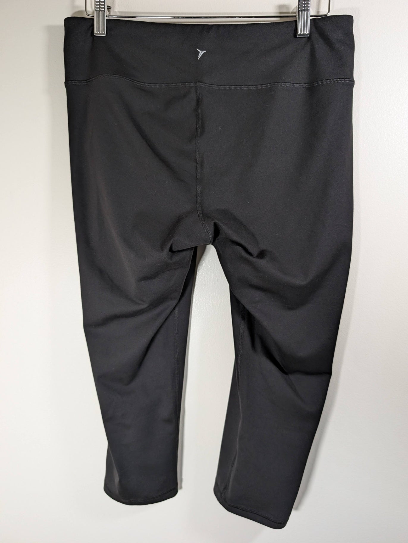 Old Navy black crop leggings - XL