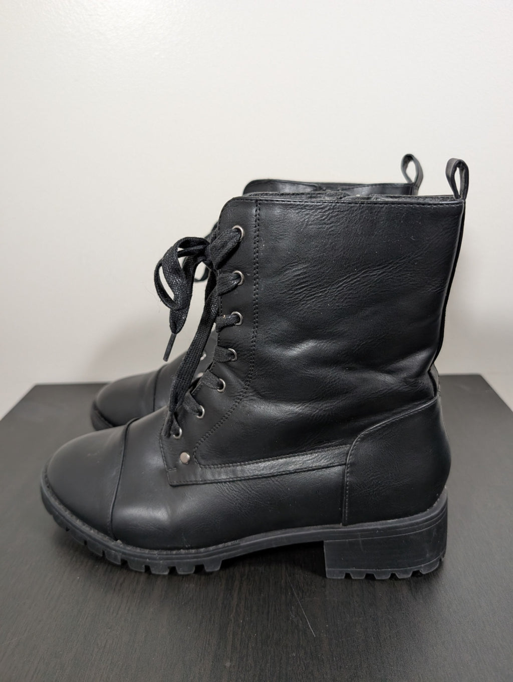 Black combat boots - SZ 10
