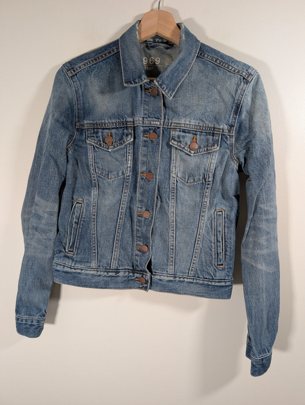 Gap jean jacket - Small