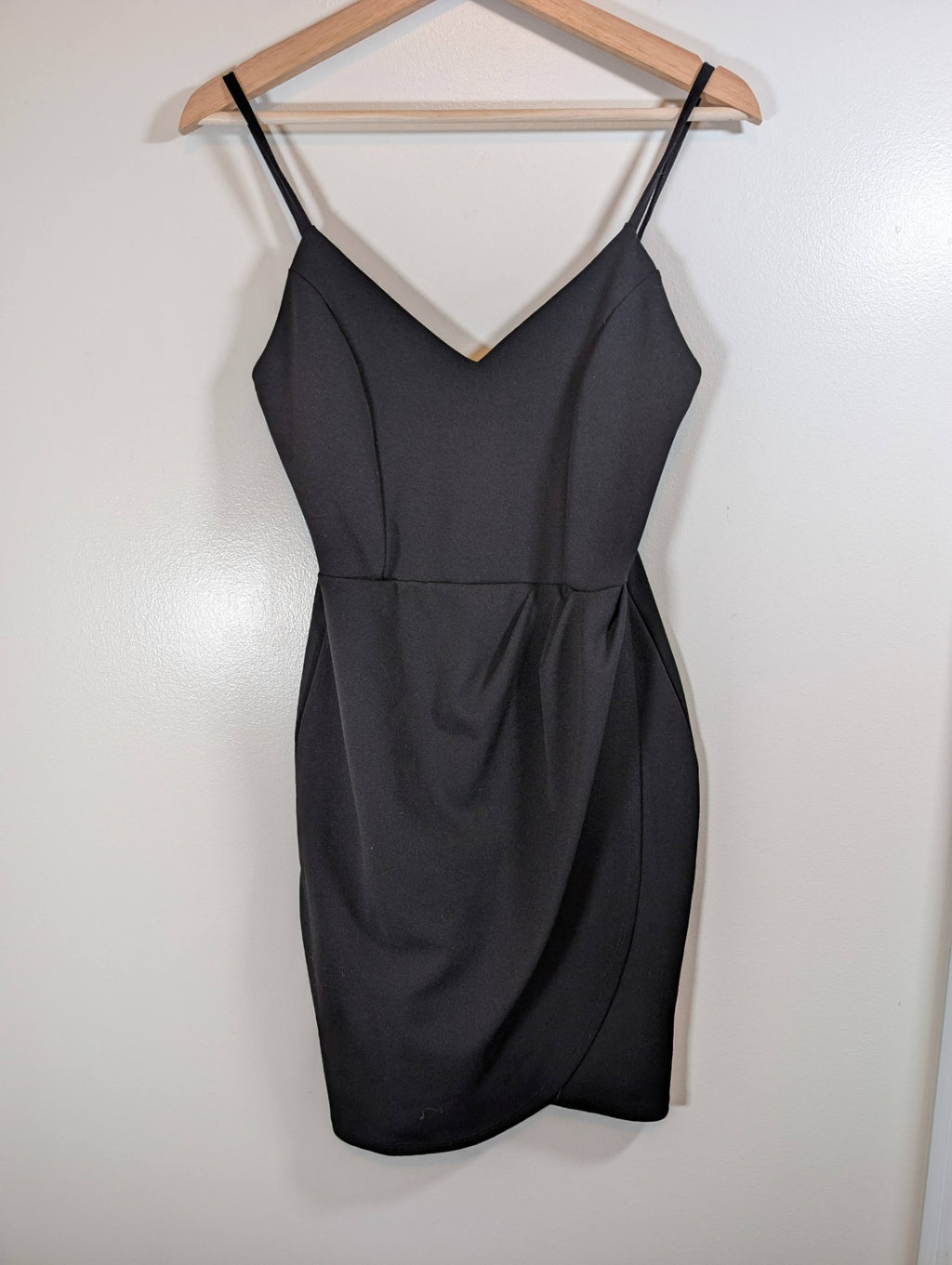 eclipse black dress - Small