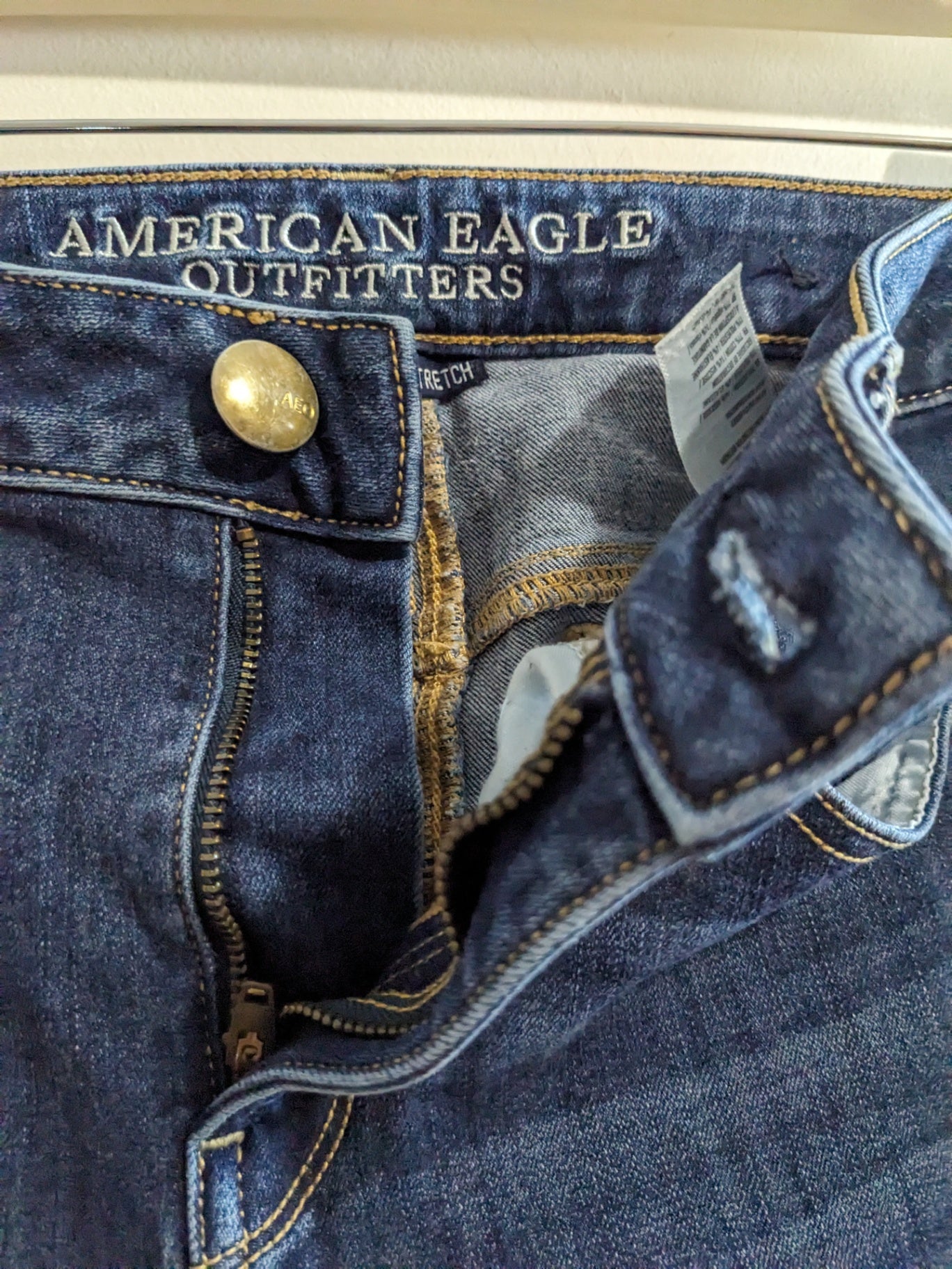 American Eagle Blue Jeans - SZ 4