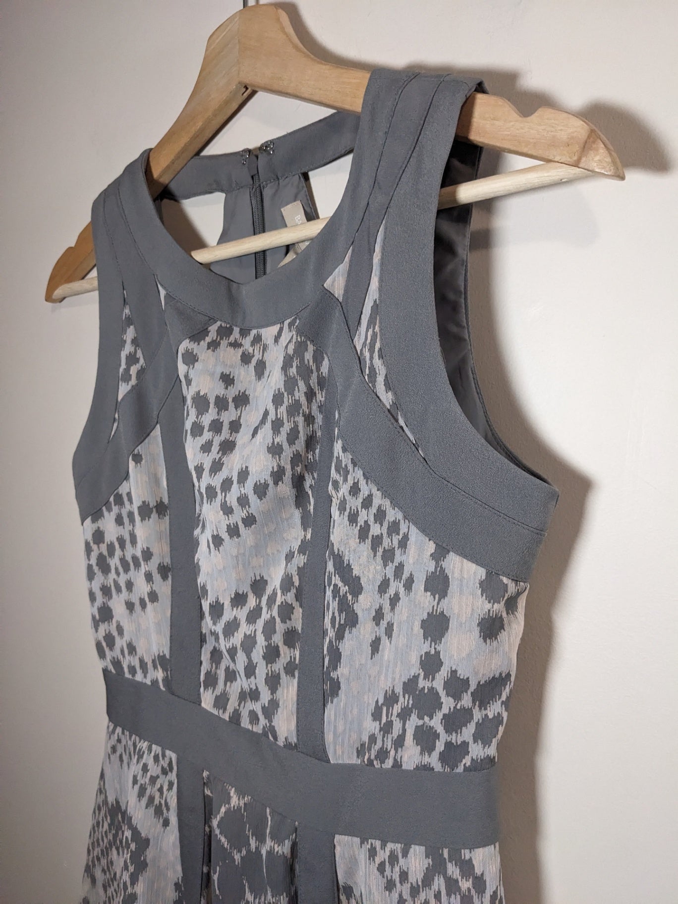 NWT Banana Republic Grey Dress - SZ 0