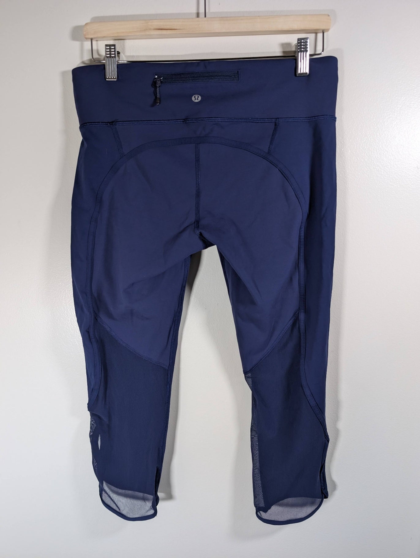 Lululemon blue crop leggings - SZ 10