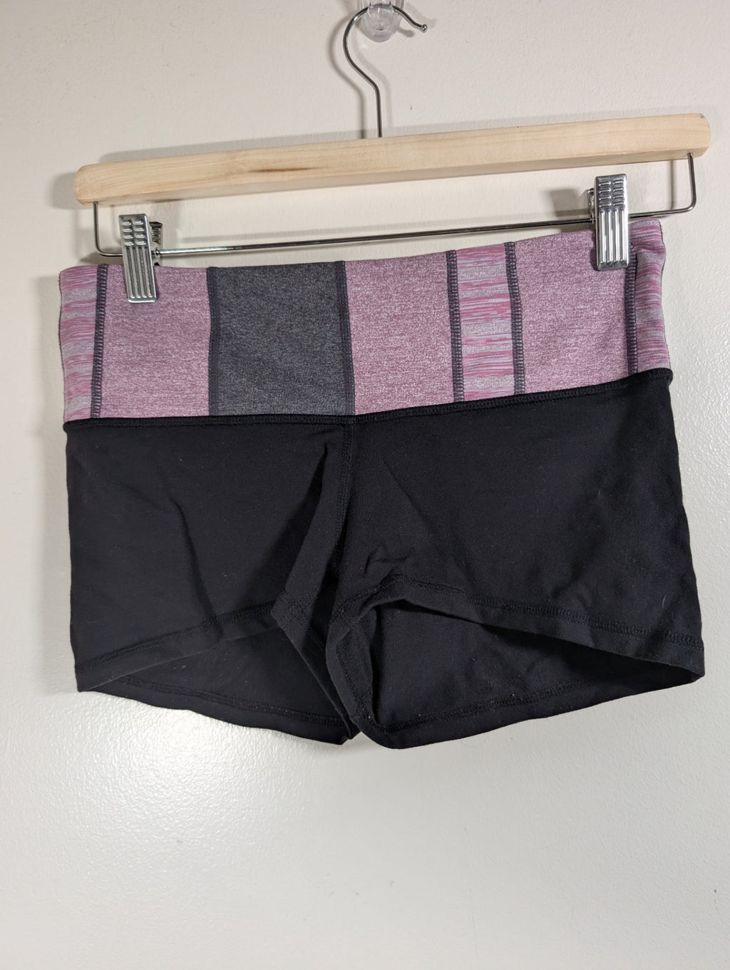 Lululemon boogie short - SZ 6