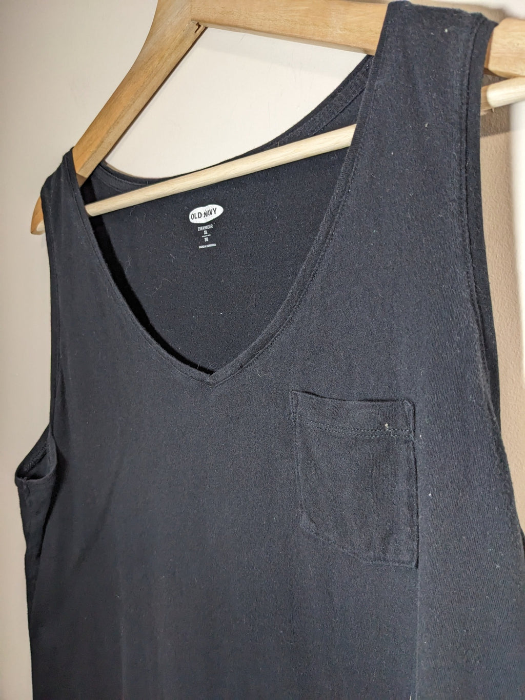 Old Navy Black Tank - XL
