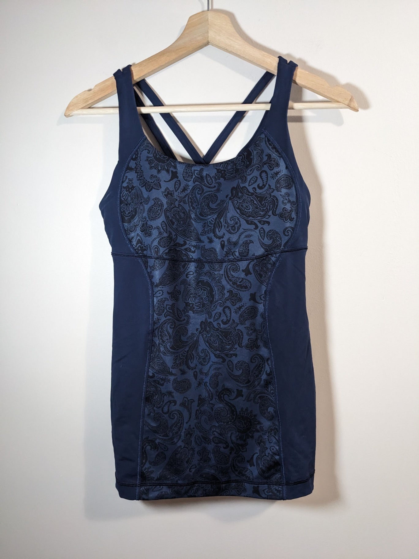 Lululemon Navy Tank - appears to be sz 8
