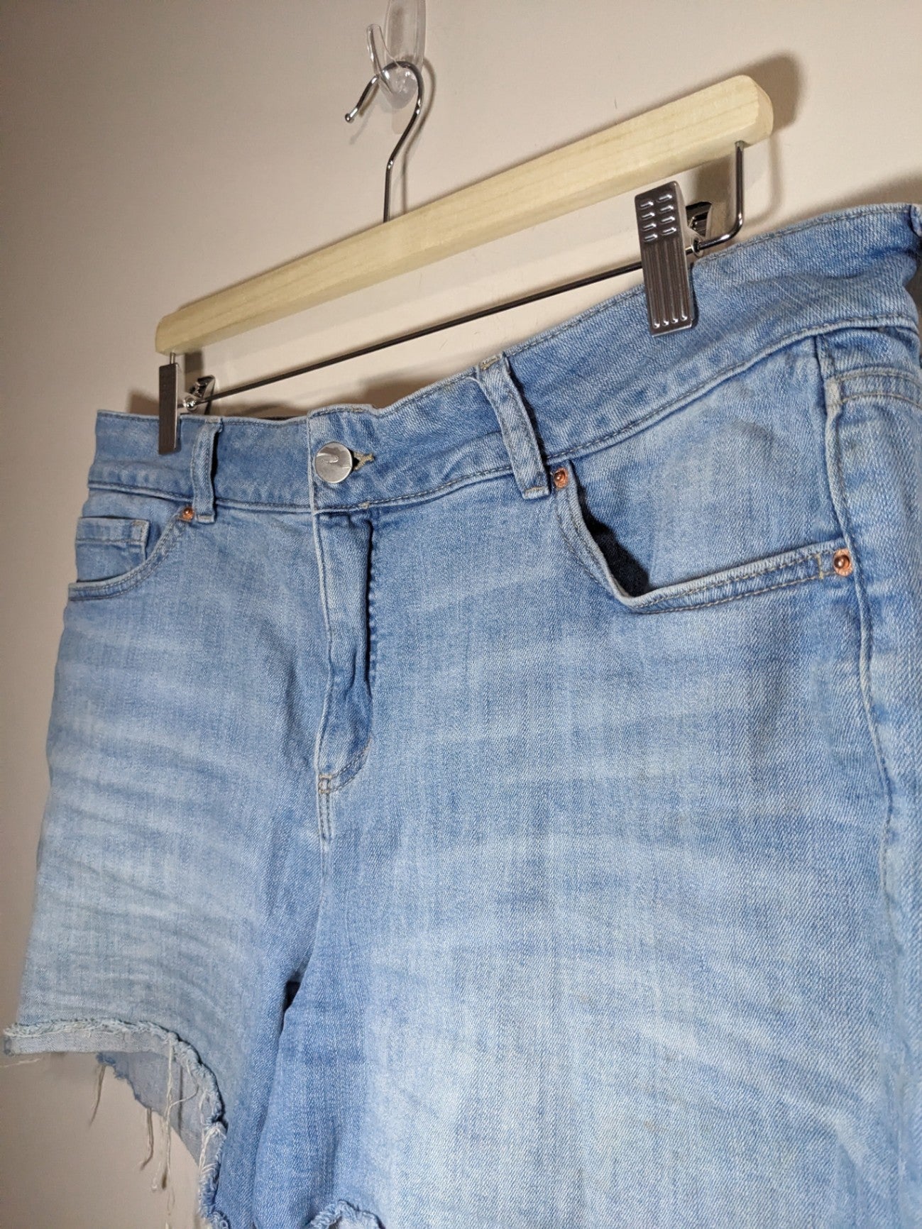 Ricki's Denim Shorts - sz 14