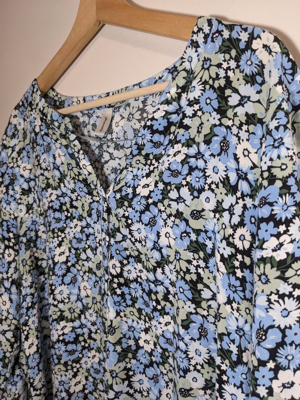 soyaconcept floral blouse - appears large