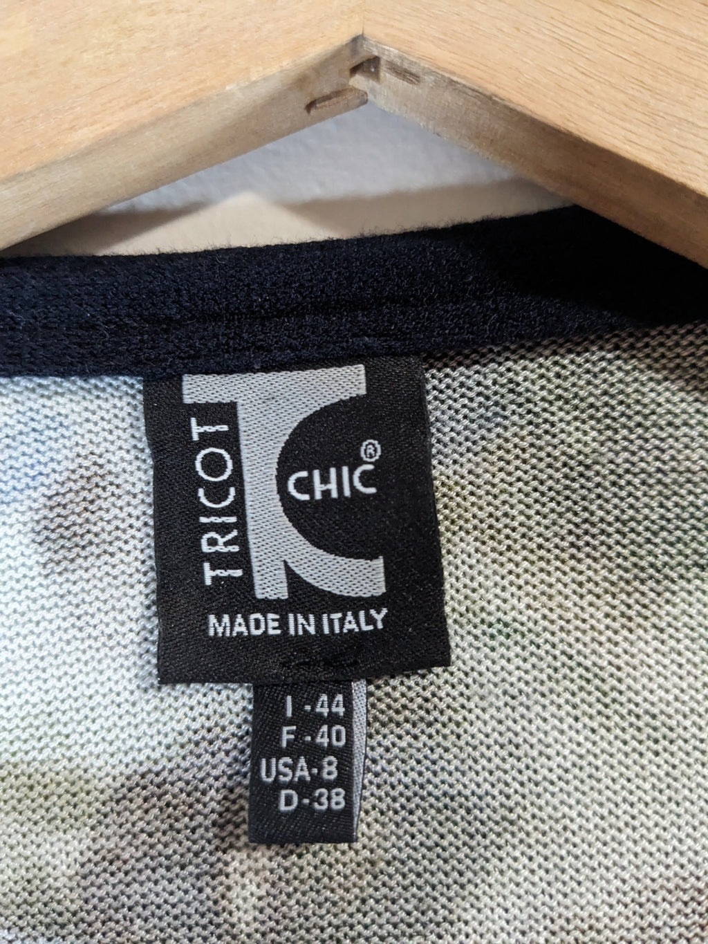 Tricot Chic Cardigan - sz 8