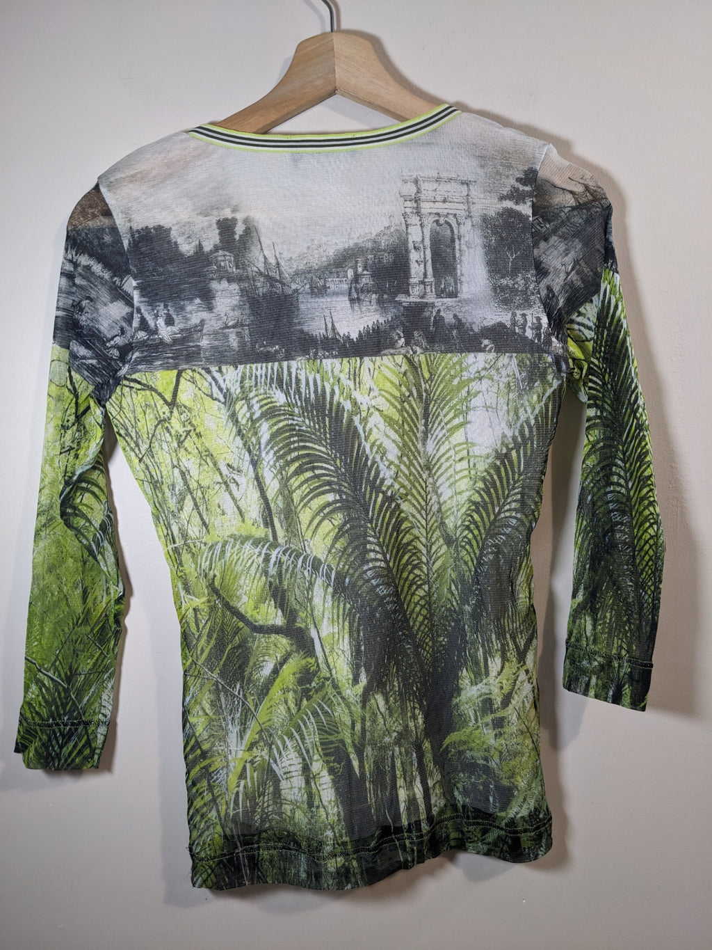 Apanage scenic long sleeve shirt - appears small