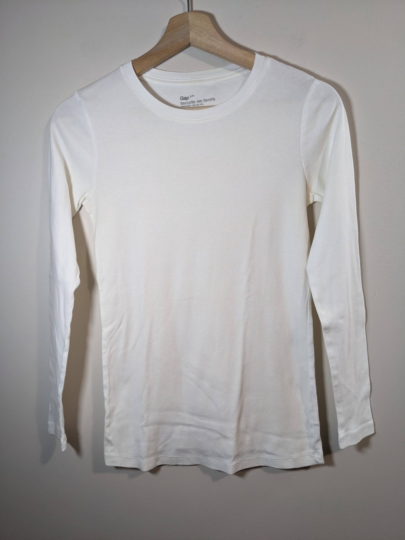 Gap white favourite crewneck - S