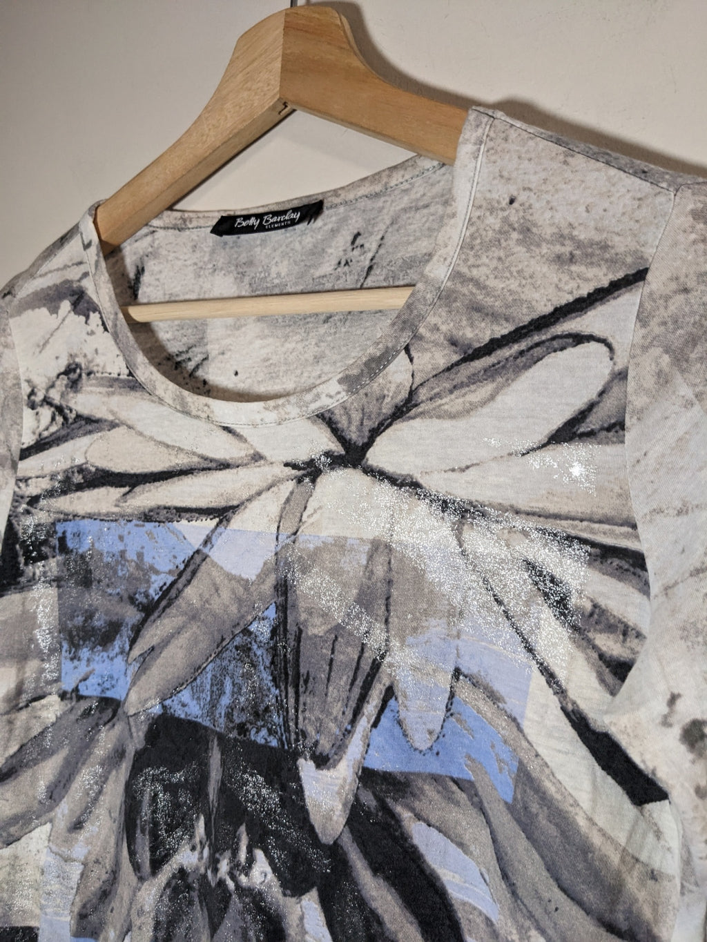 Betty Barclay long sleeve - appears small