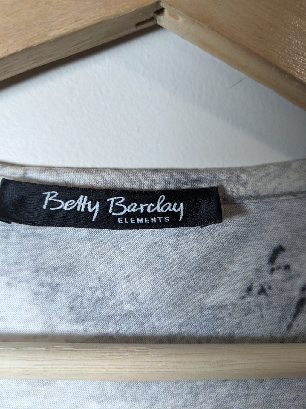 Betty Barclay long sleeve - appears small