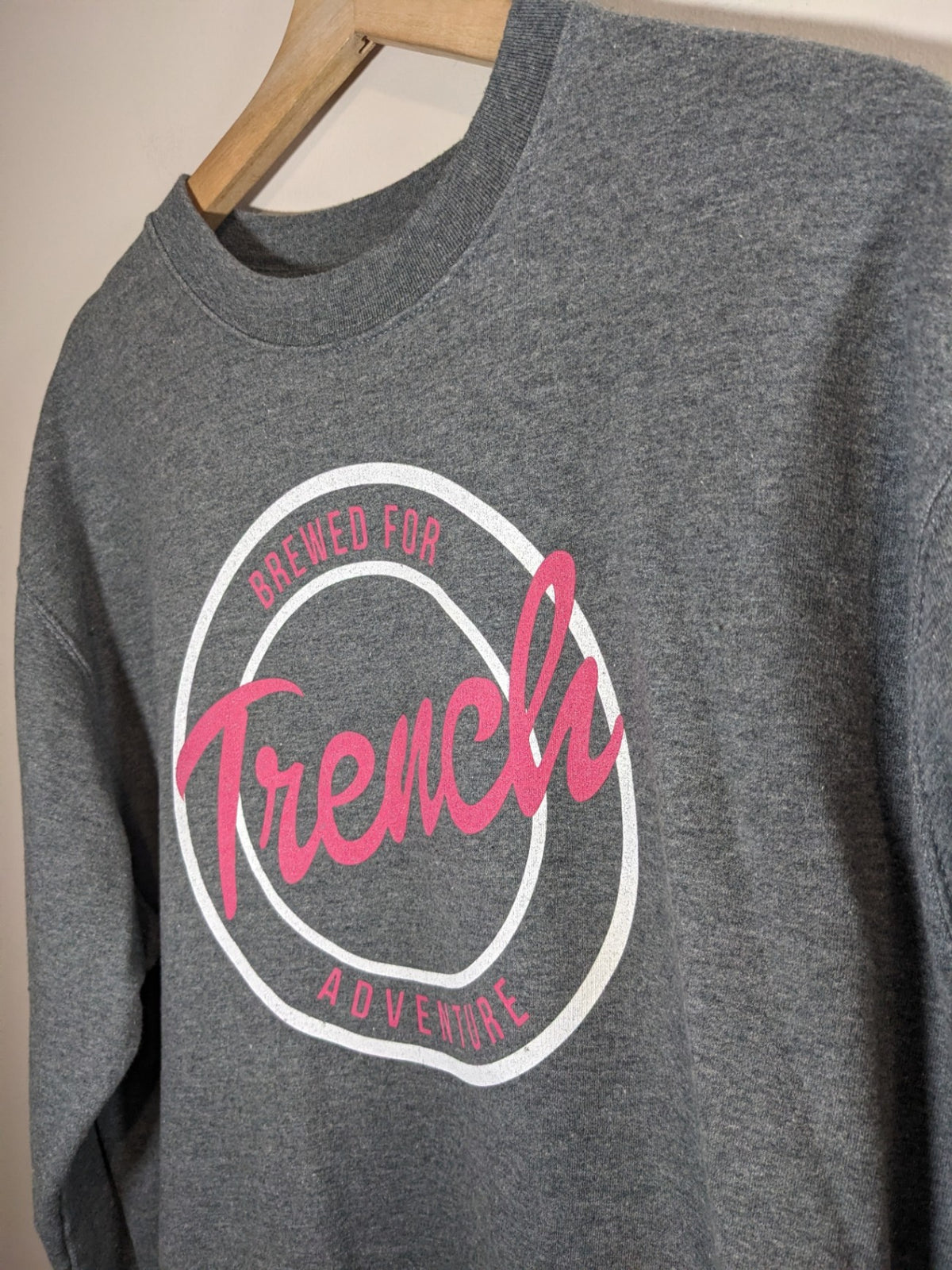 Independent Trading Company Trench Crewneck - L