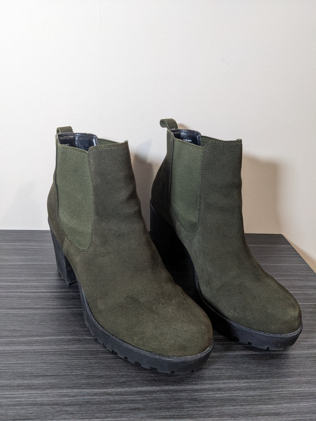 Little Burgundy green boot- SZ 8.5