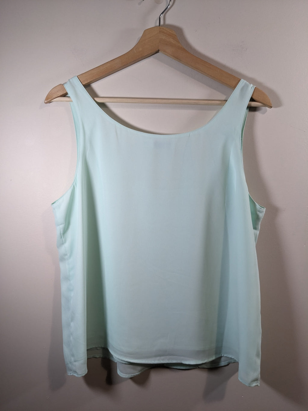 Ricki's Mint Green V-Neck Blouse - M