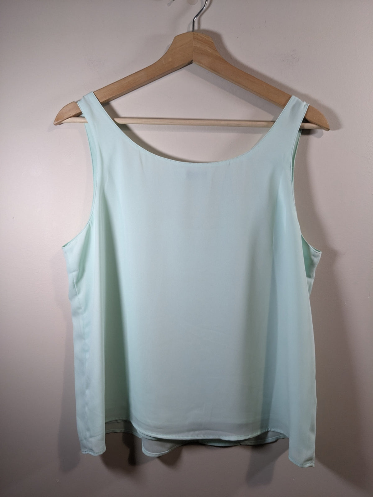 Ricki's Mint Green V-Neck Blouse - M
