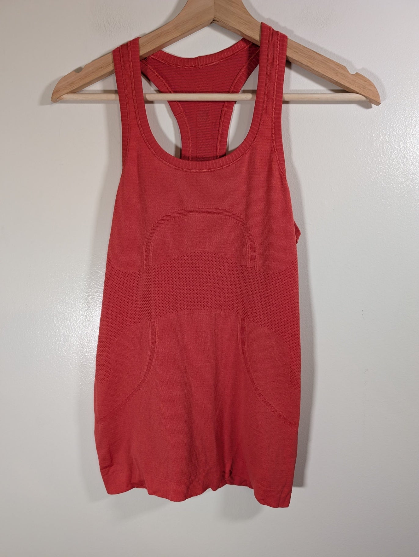 Lululemon Swifty Racerback Tank - appears sz 4/6