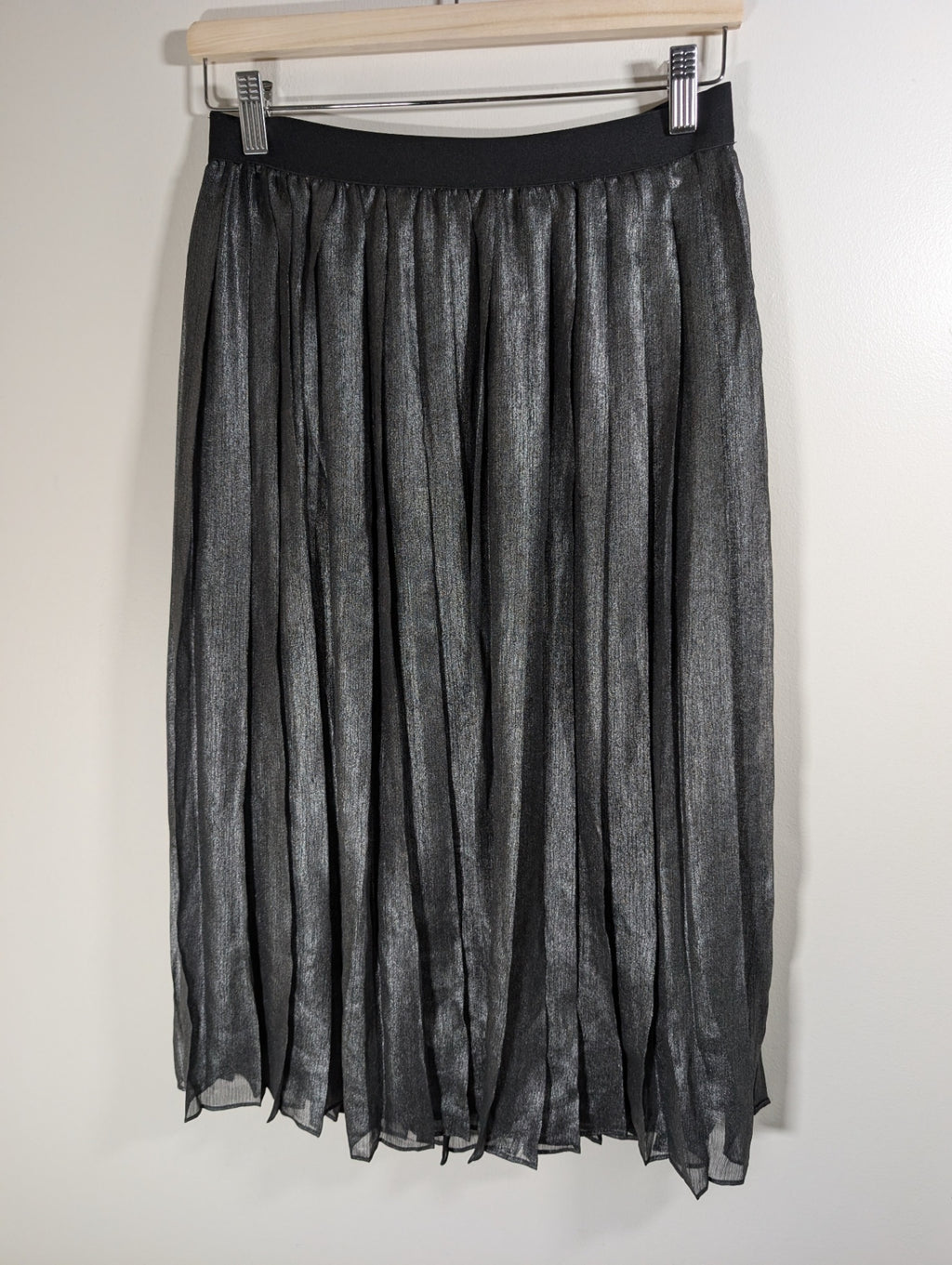 Joe Fresh metallic skirt - Small