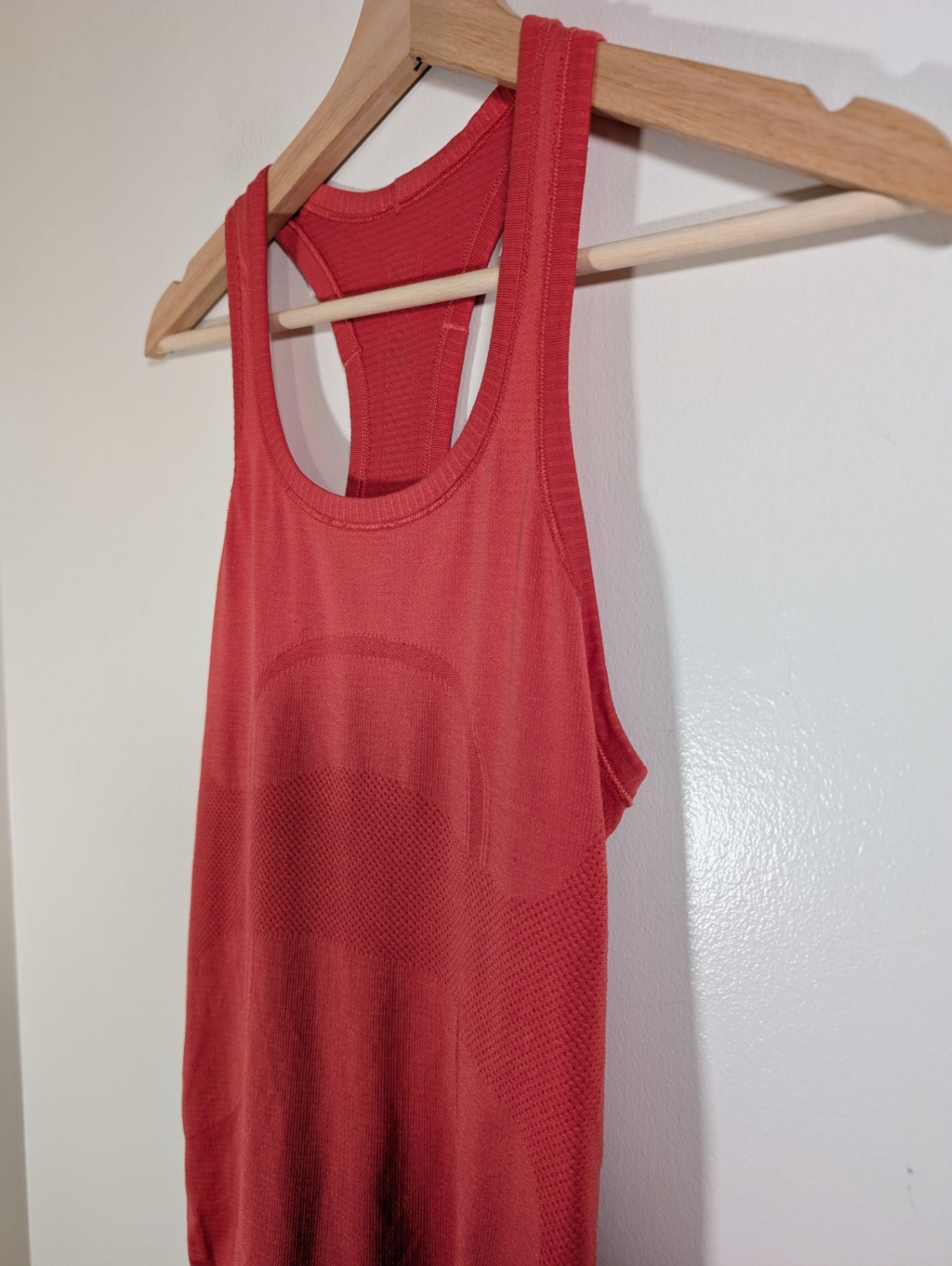 Lululemon Swifty Racerback Tank - appears sz 4/6