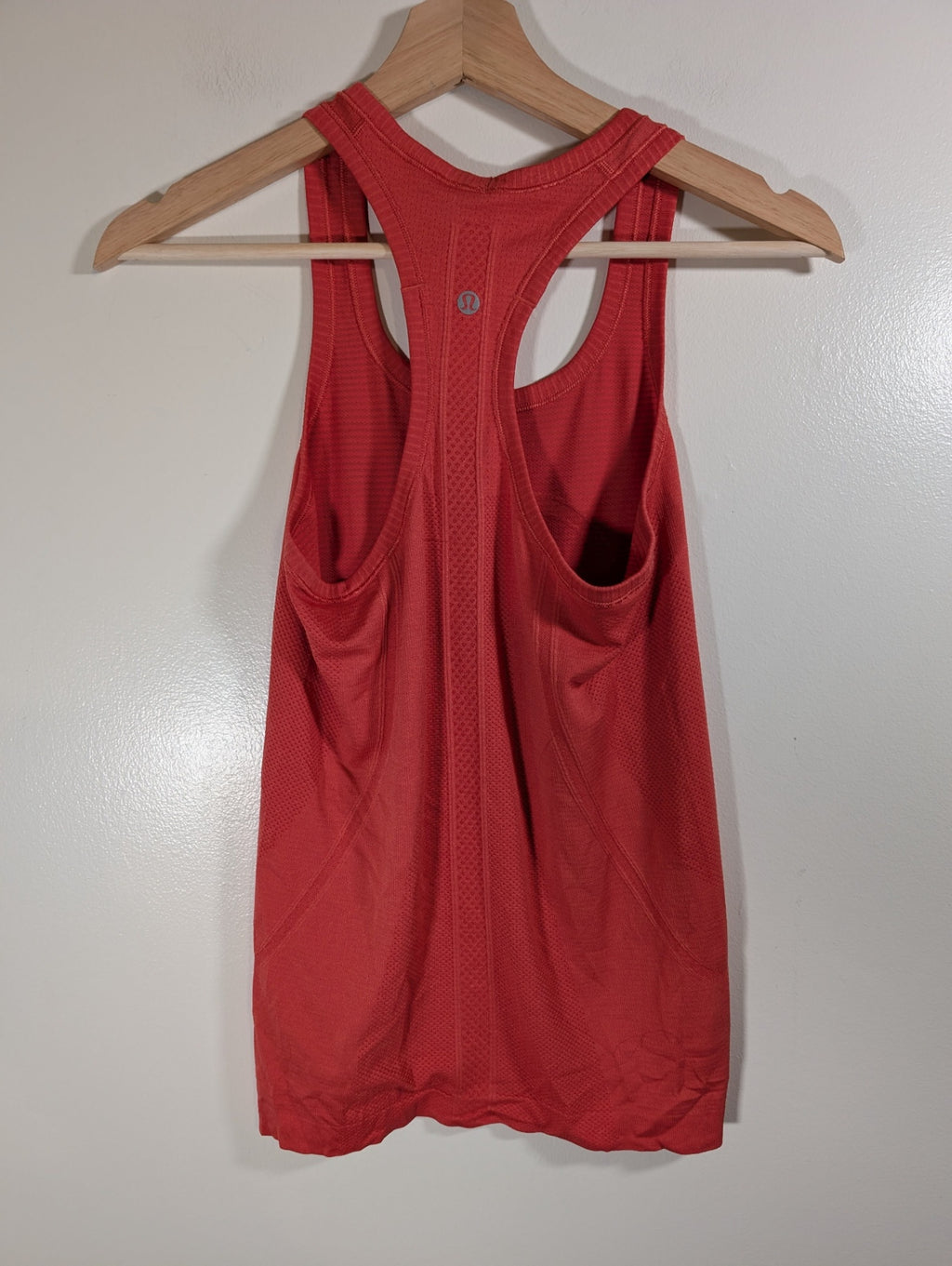Lululemon Swifty Racerback Tank - appears sz 4/6