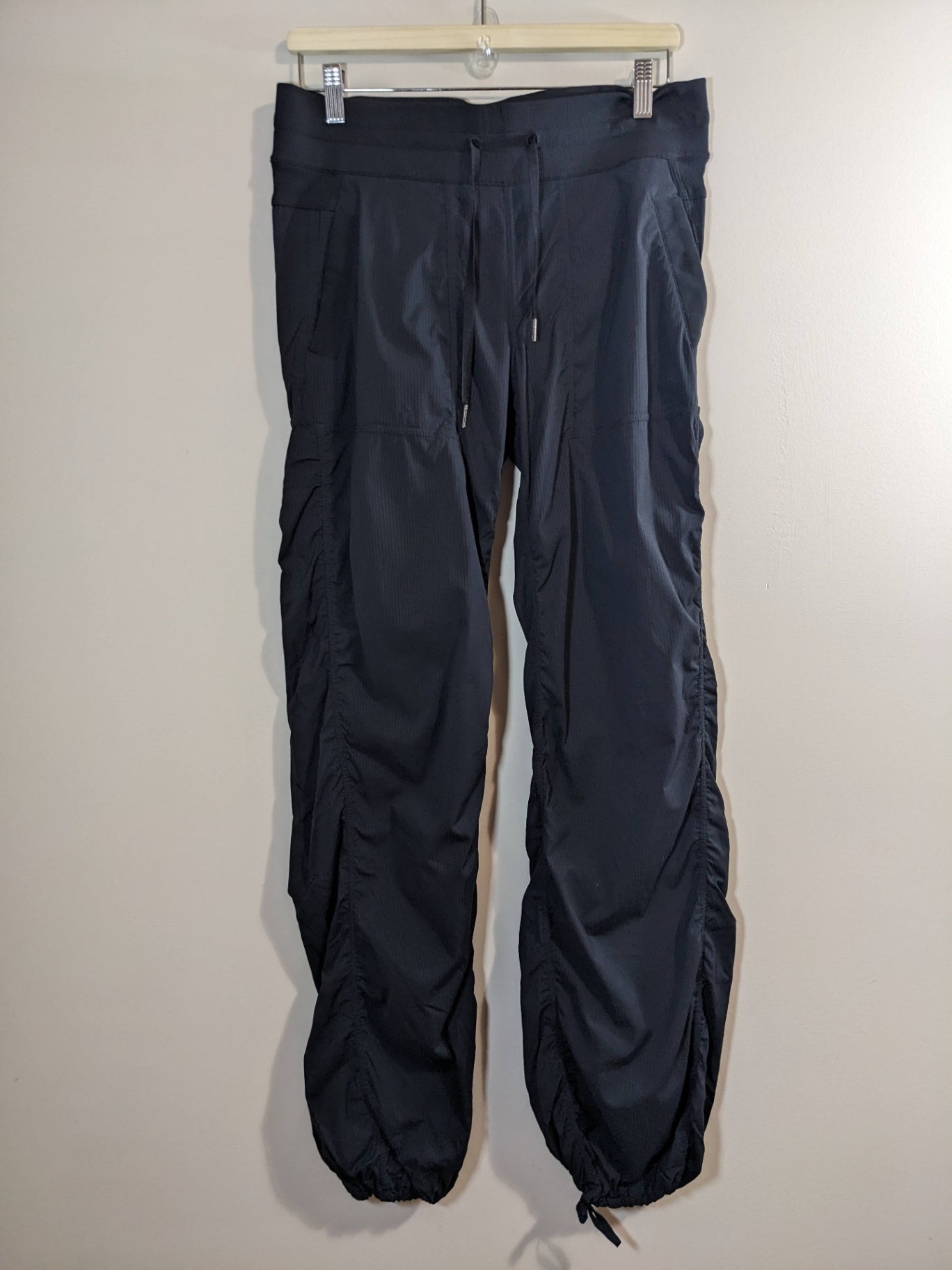 Lululemon Black Dance Studio Pants - sz 8