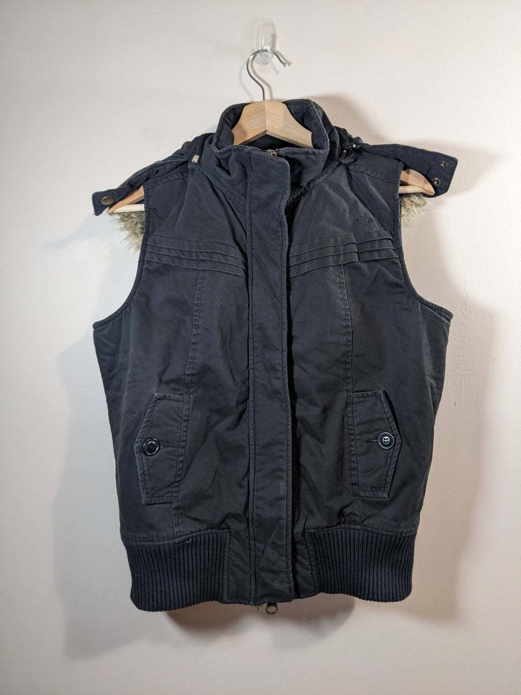 Roxy Black Vest - appears large