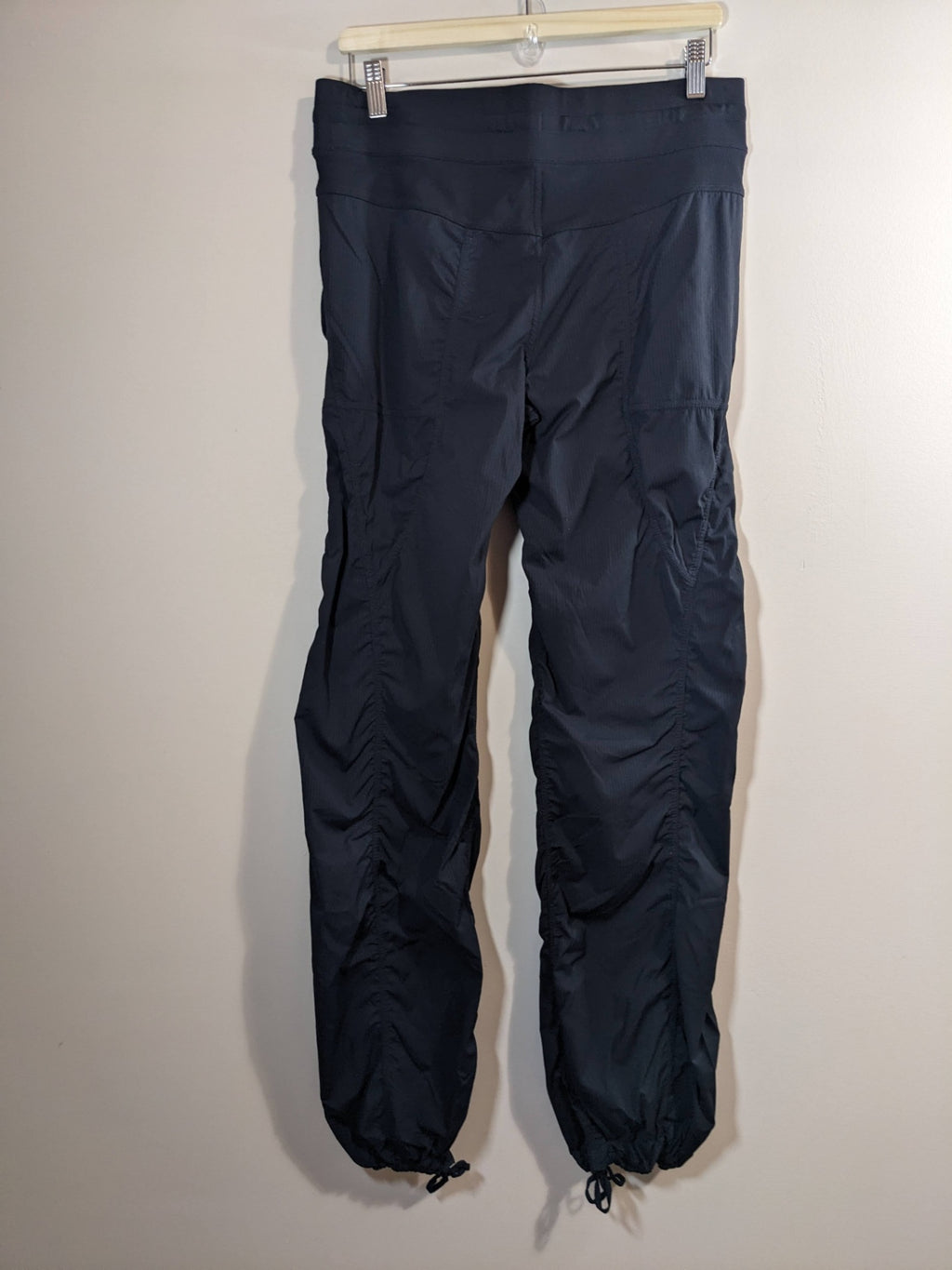 Lululemon Black Dance Studio Pants - sz 8