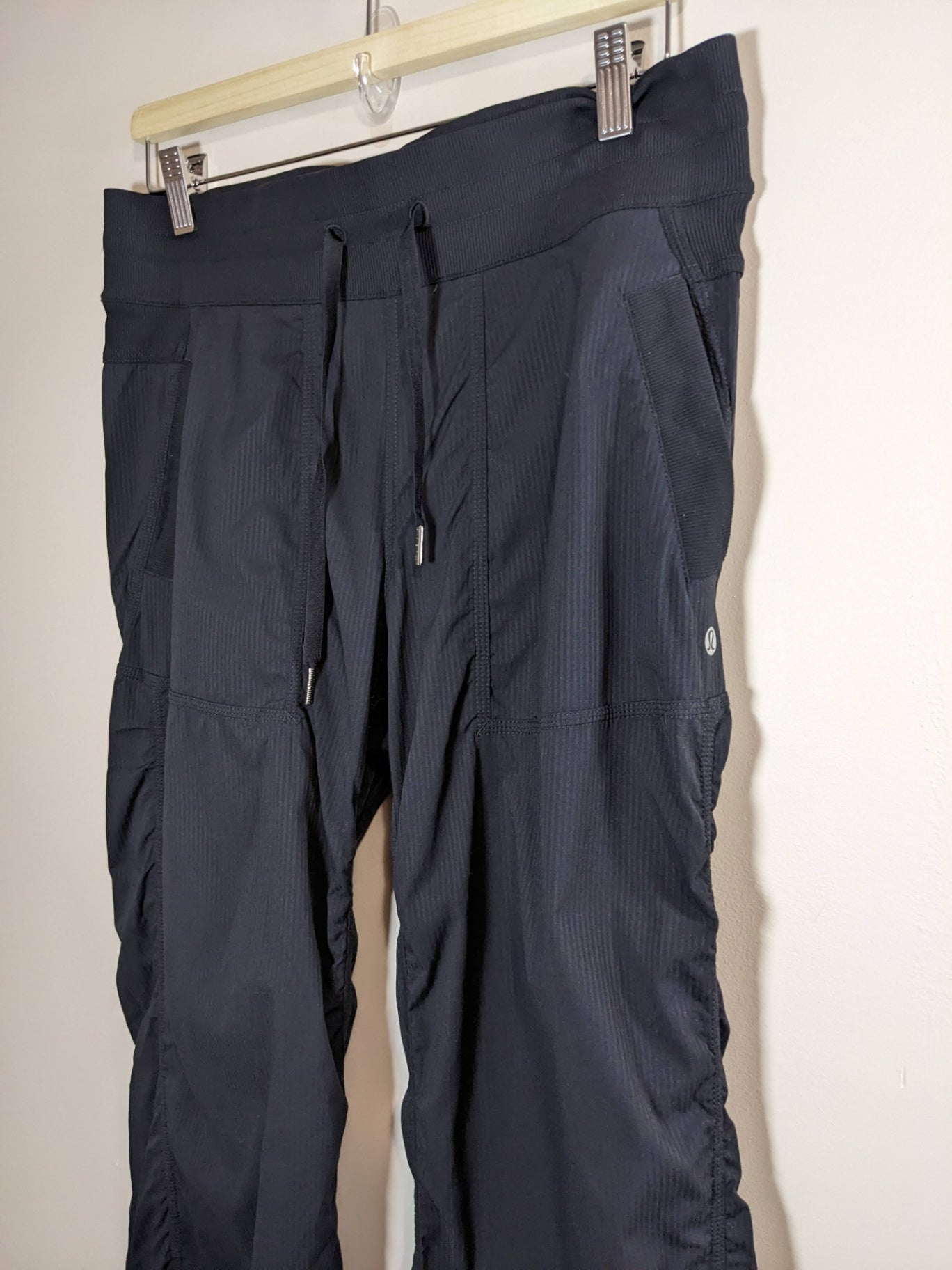 Lululemon Black Dance Studio Pants - sz 8