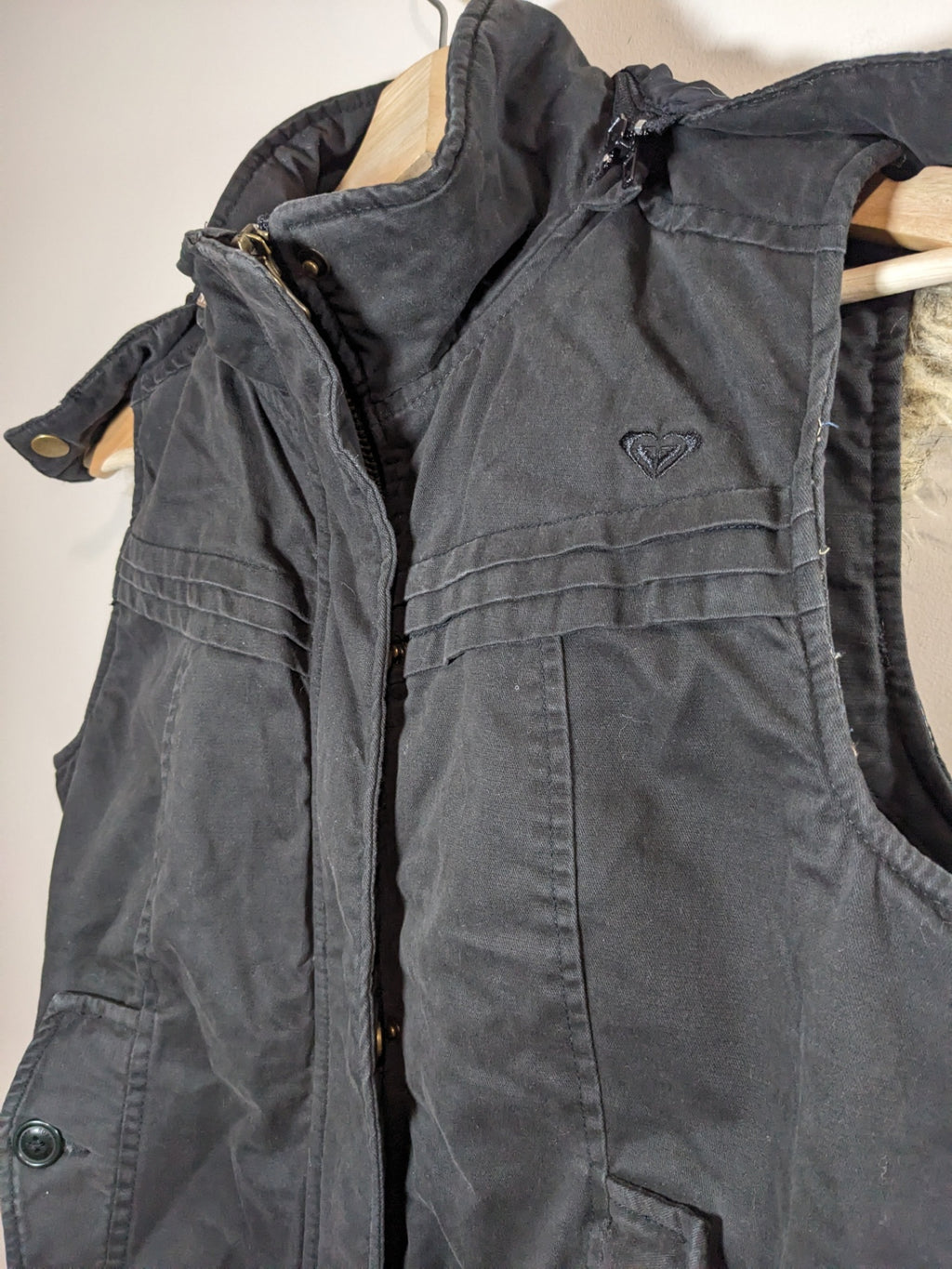 Roxy Black Vest - appears large
